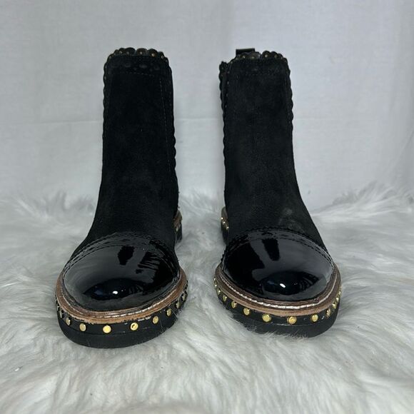 Free People Atlas NWOT Leather Studded Chelsea Booties Sz 36.5 - Picture 3 of 7